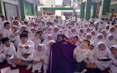 Festival Ramadhan Jilid V Dibuka Meriah, MIN 1 Kota Makassar Hidupkan Momen Nuzulul Qur’an 1447 H